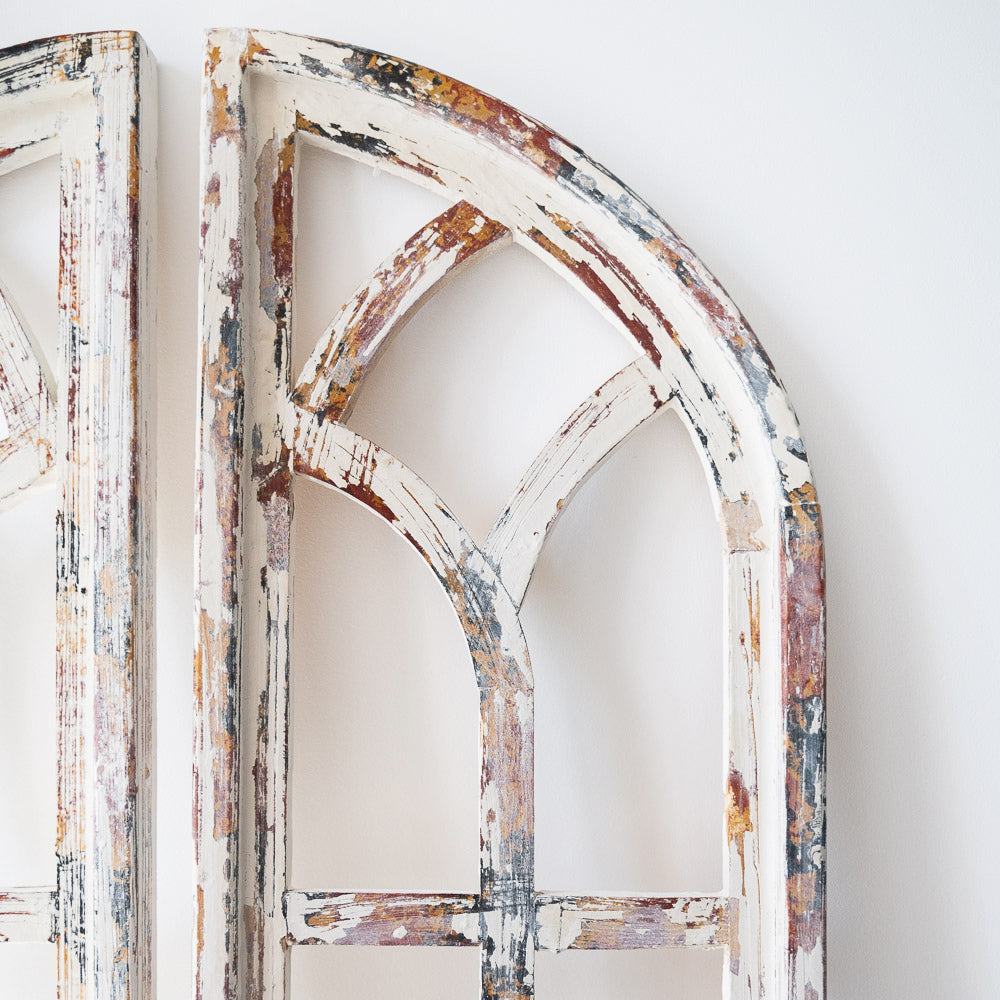 Paire de fenêtres en bois