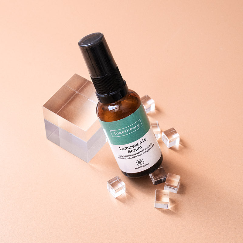 Base redonda transparente gruesa.