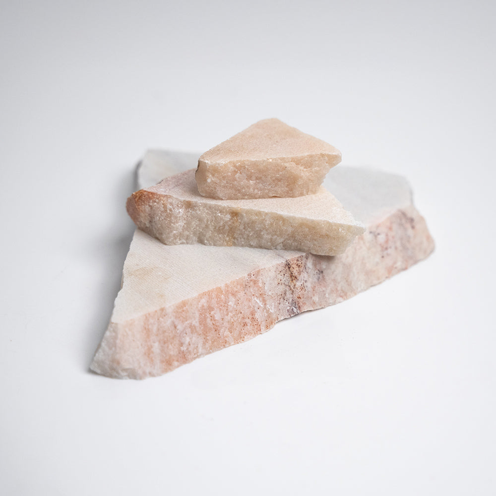 Dúo de piedras de mármol rosa natural